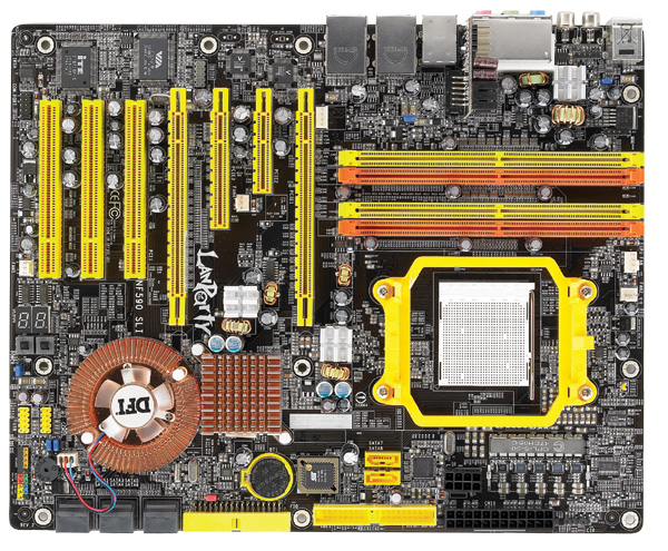 DFI Lanparty UT nF590 SLI-M2R/G