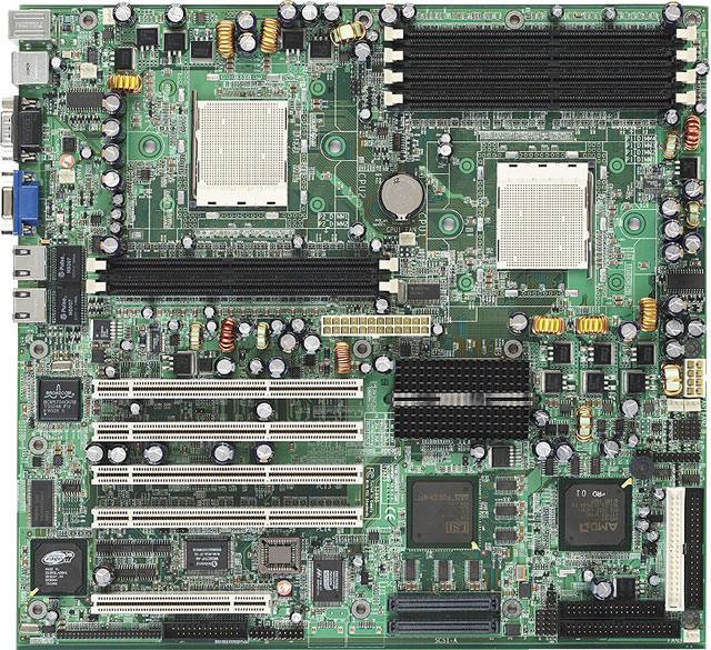 Stavíme server – 2. část: Trocha teorie neuškodí