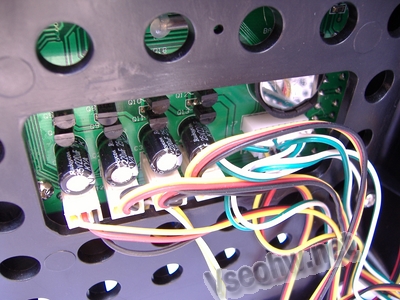 EuroCase ML H990B – luxusně vyhlížející ale...