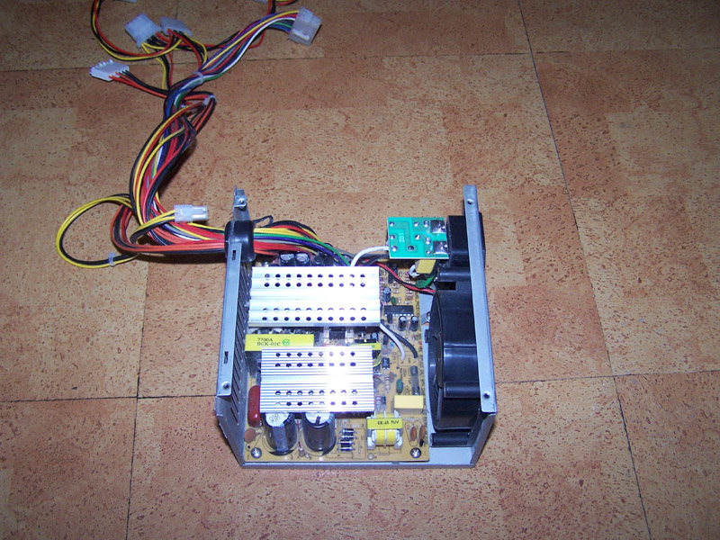 zdroj 350W